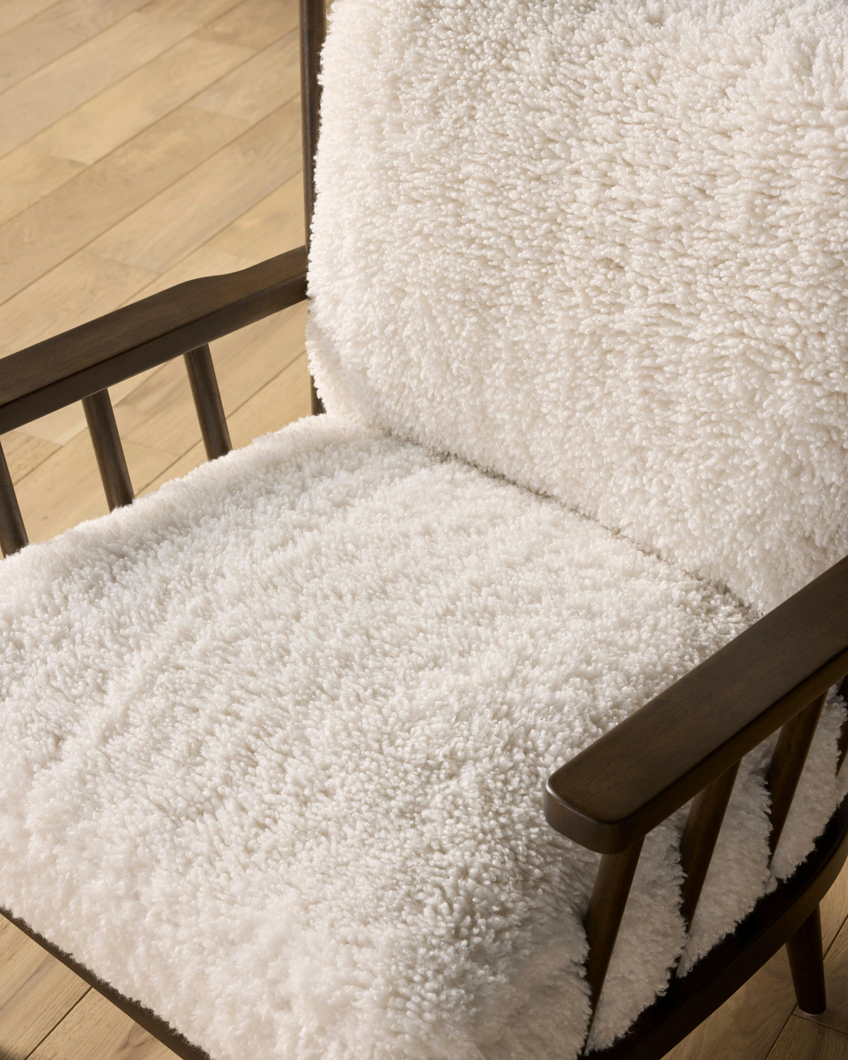 Kenji Windsor Chair | Joon Loloi