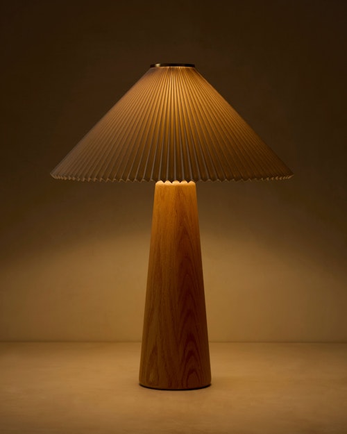 Ilka Oak Table Lamp