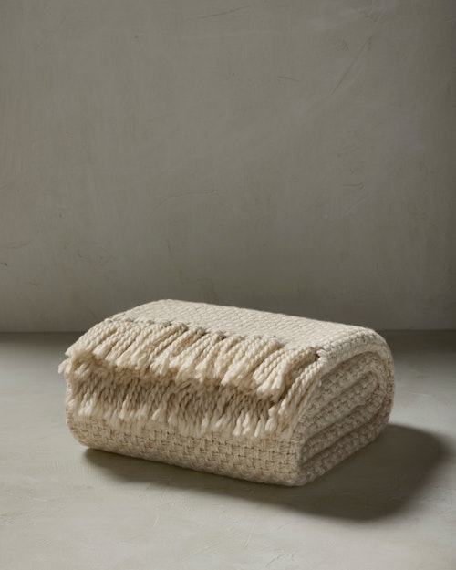 Jenessa Throw