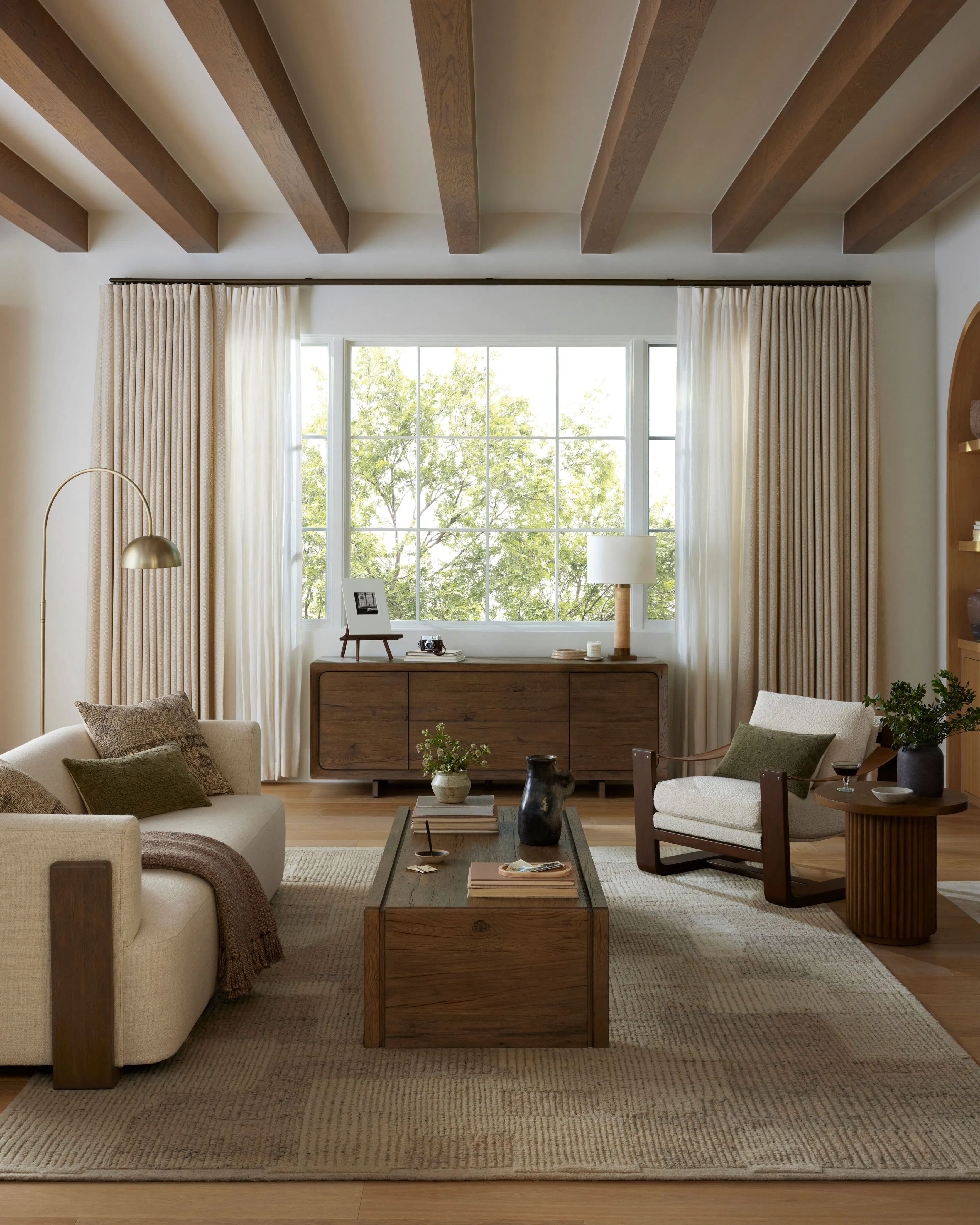 Cassius Sling Chair | Joon Loloi