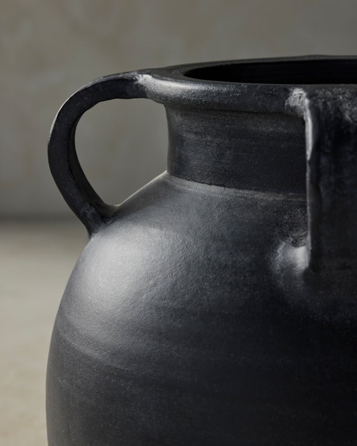 Lurra Terracotta Vase