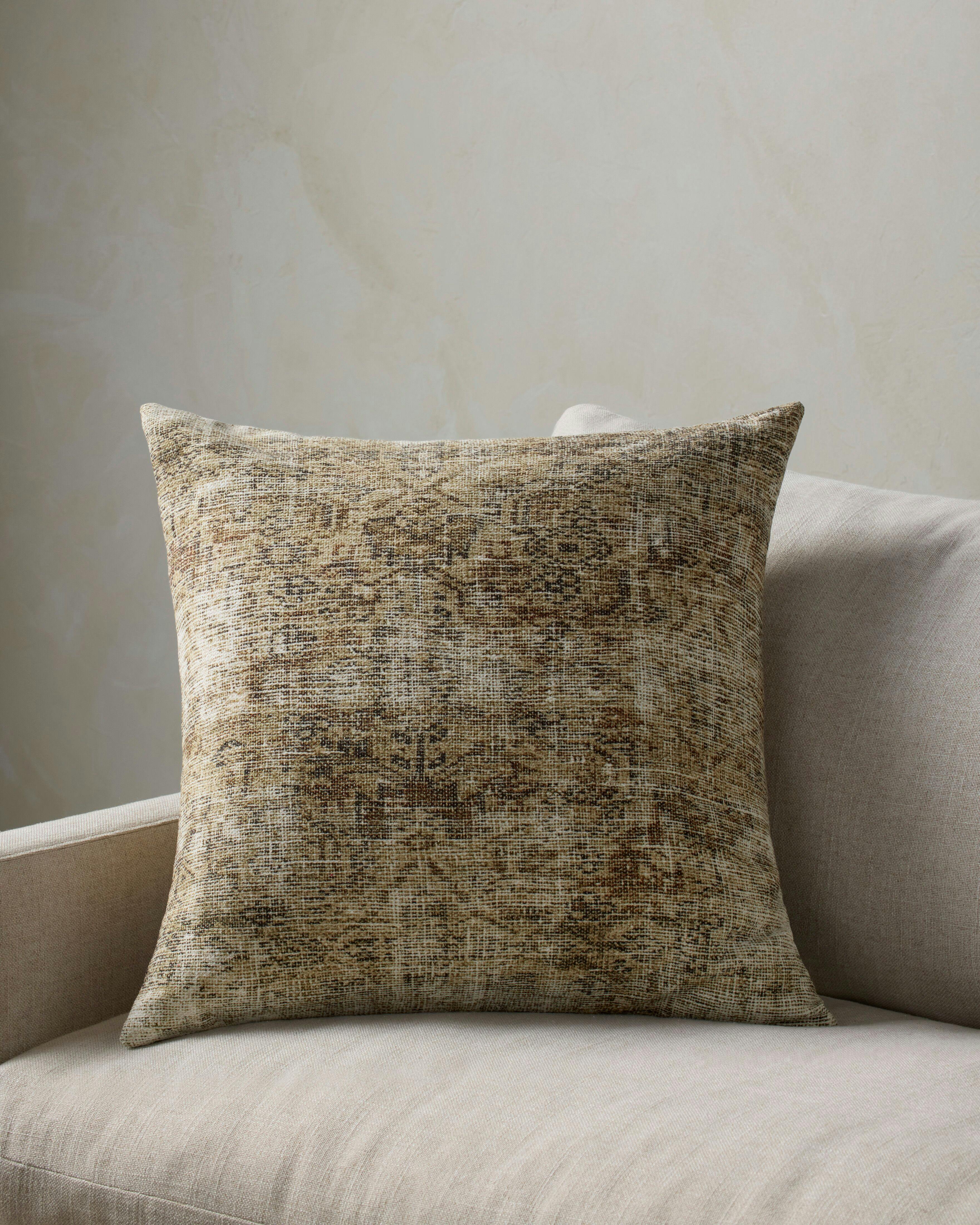 Alanna Pillow | Joon Loloi