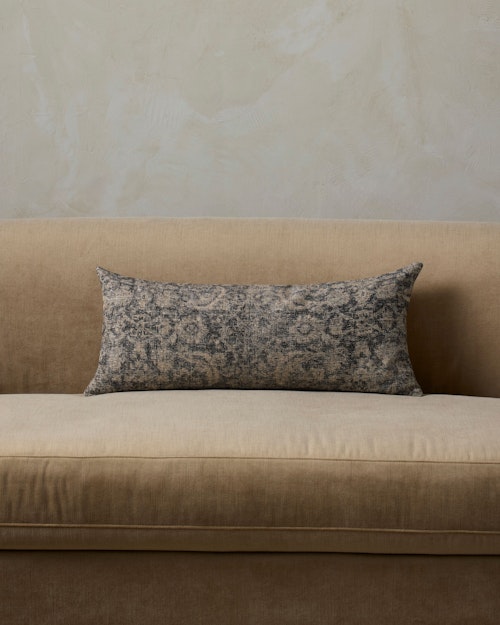 Uma Pillow