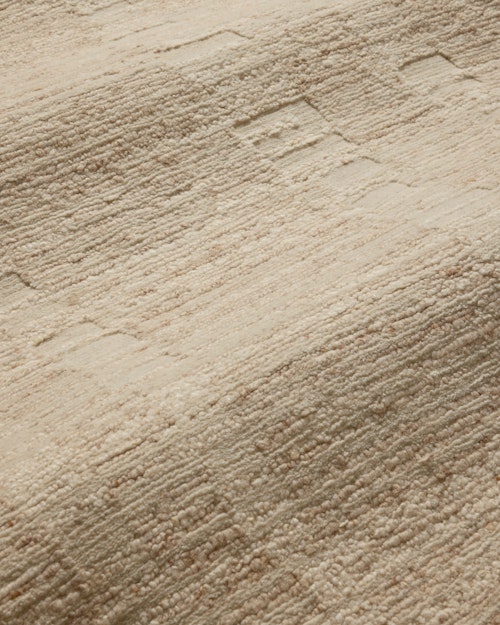 Vana Hand-Knotted Wool Rug
