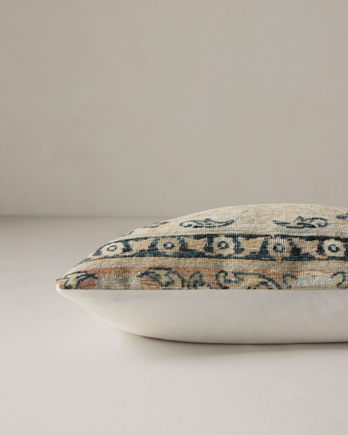 Astoria Pillow