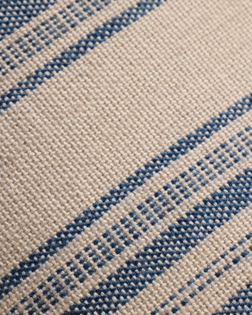 Azora Pillow