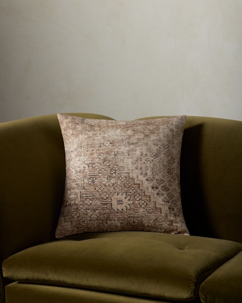Benedict Pillow