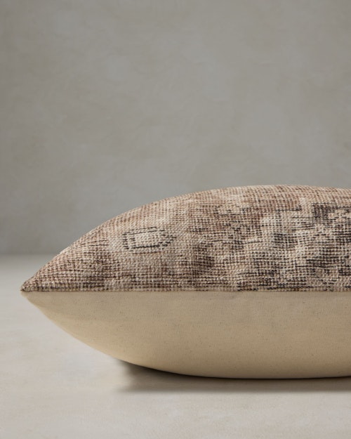 Benedict Pillow