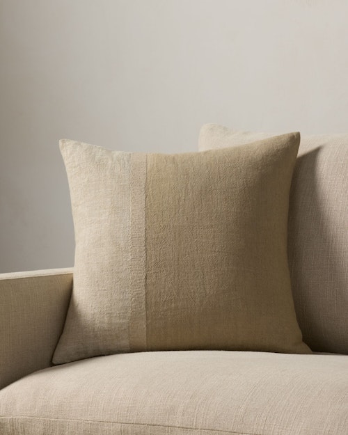 Bowman Pillow