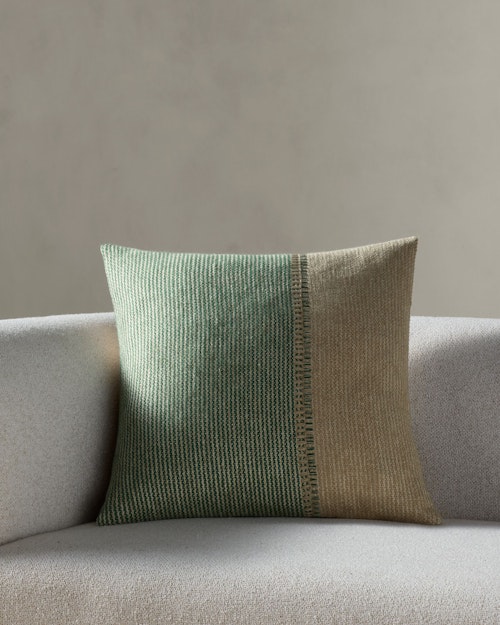 Elido Pillow
