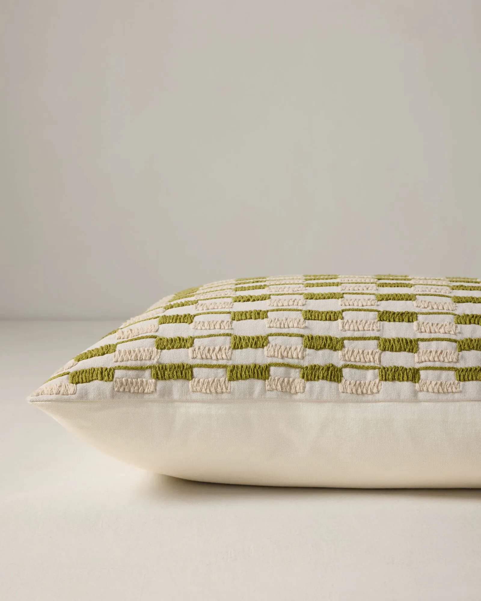 Frieda Pillow | Joon Loloi