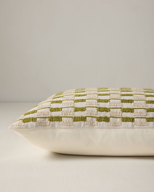 Frieda Pillow