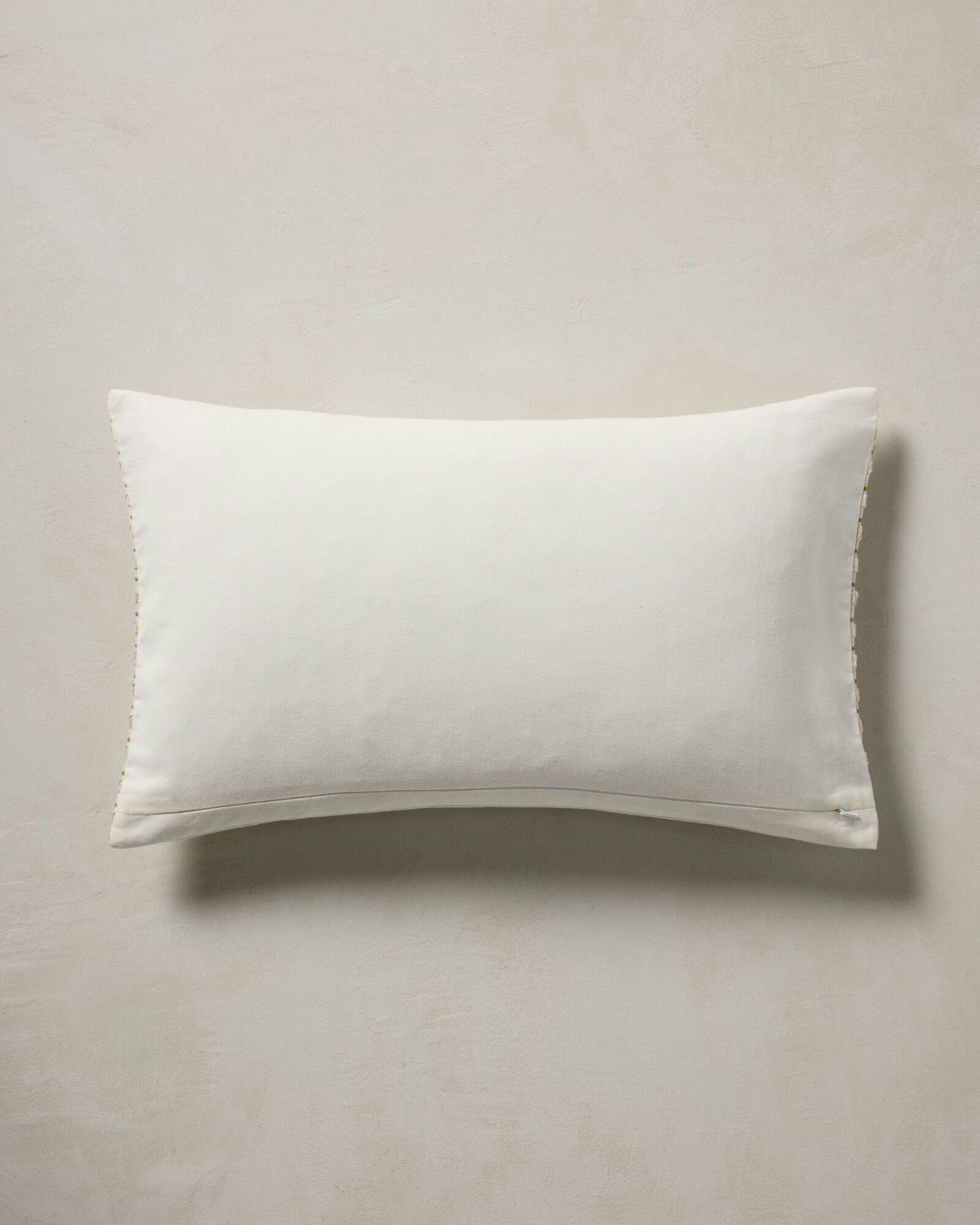 Frieda Pillow | Joon Loloi