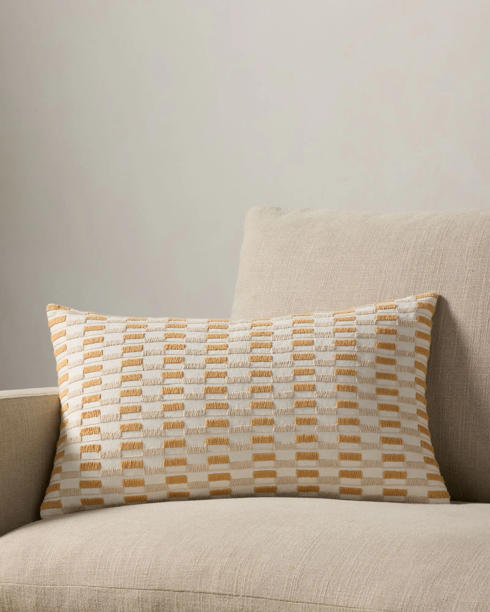 Frieda Pillow | Joon Loloi