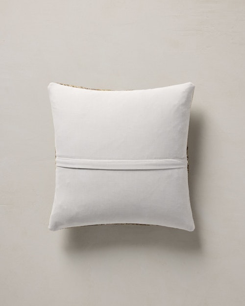 Jenna Pillow