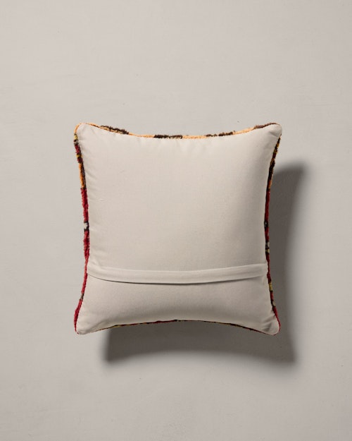 Lisey Pillow