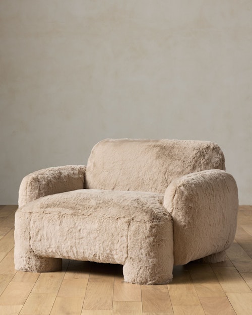 Magnus Chair