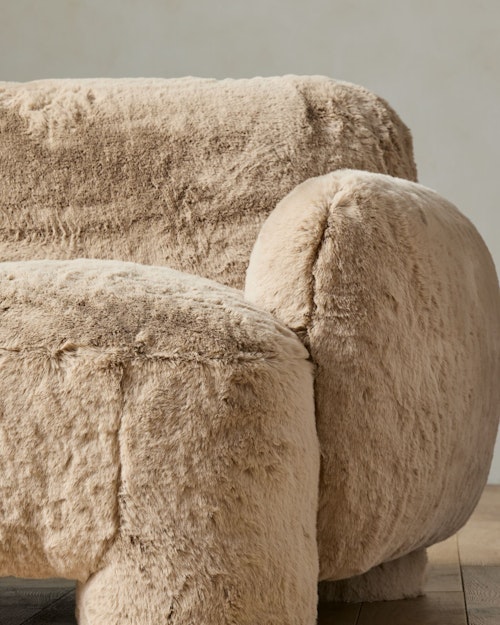 Magnus Chair