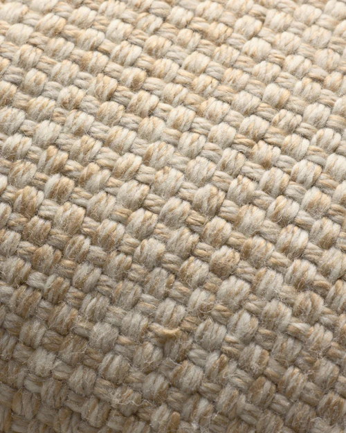 Nanda Pillow