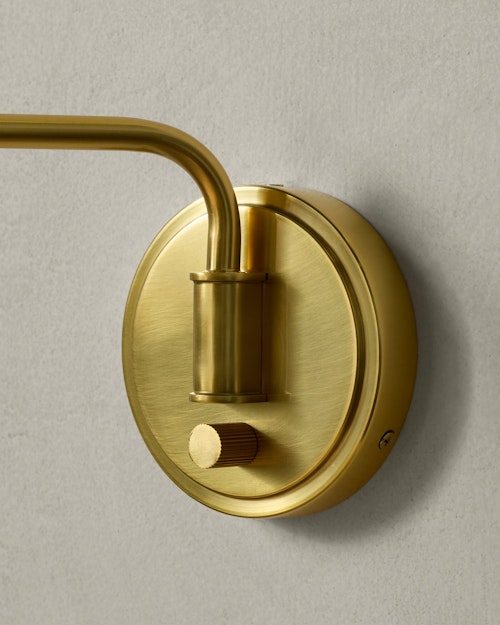 Nevins Sconce