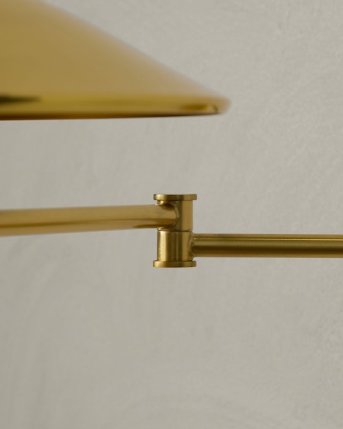 Nevins Sconce