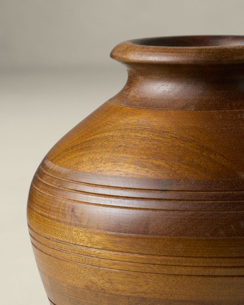 Zucco Wood Urns