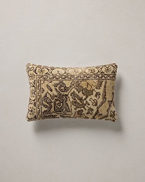 Hildy Pillow
