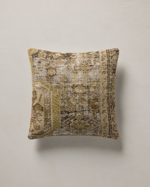 Jenna Pillow