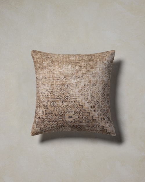 Benedict Pillow