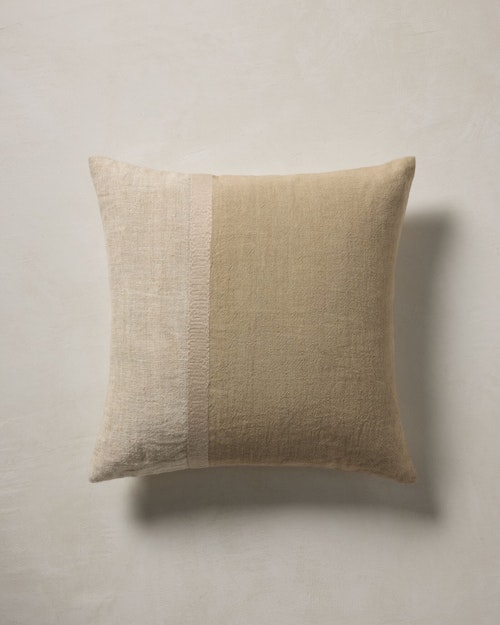 Bowman Pillow
