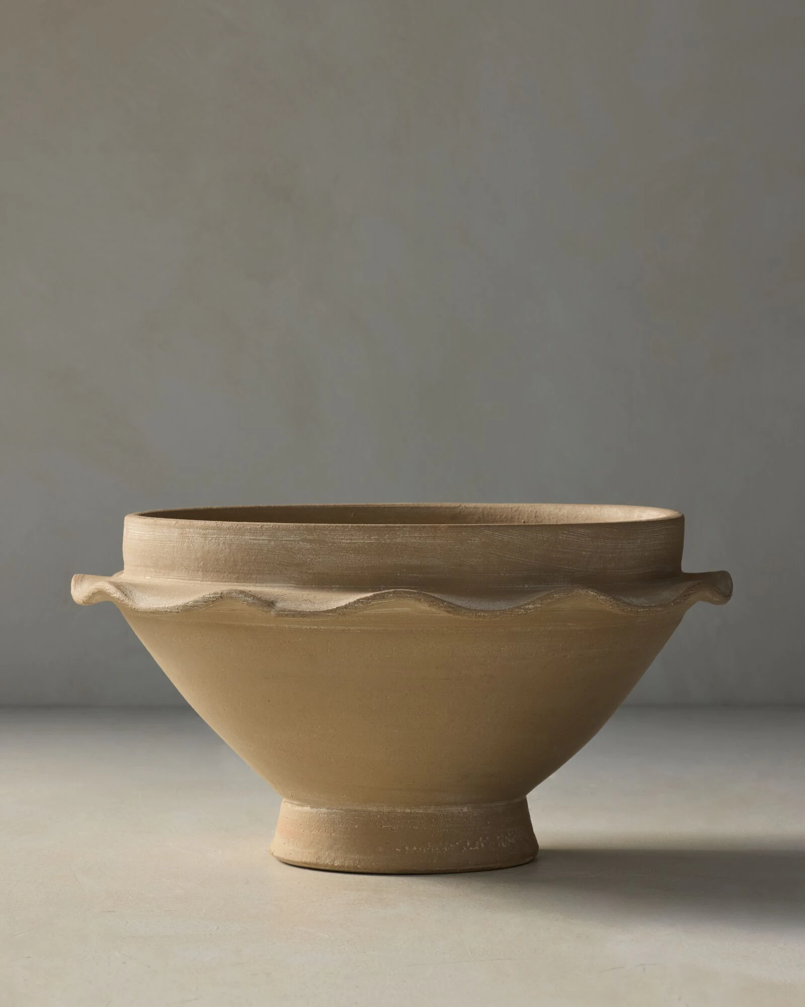 Gladis Clay Bowl - Grey 14W x 7H x 14D