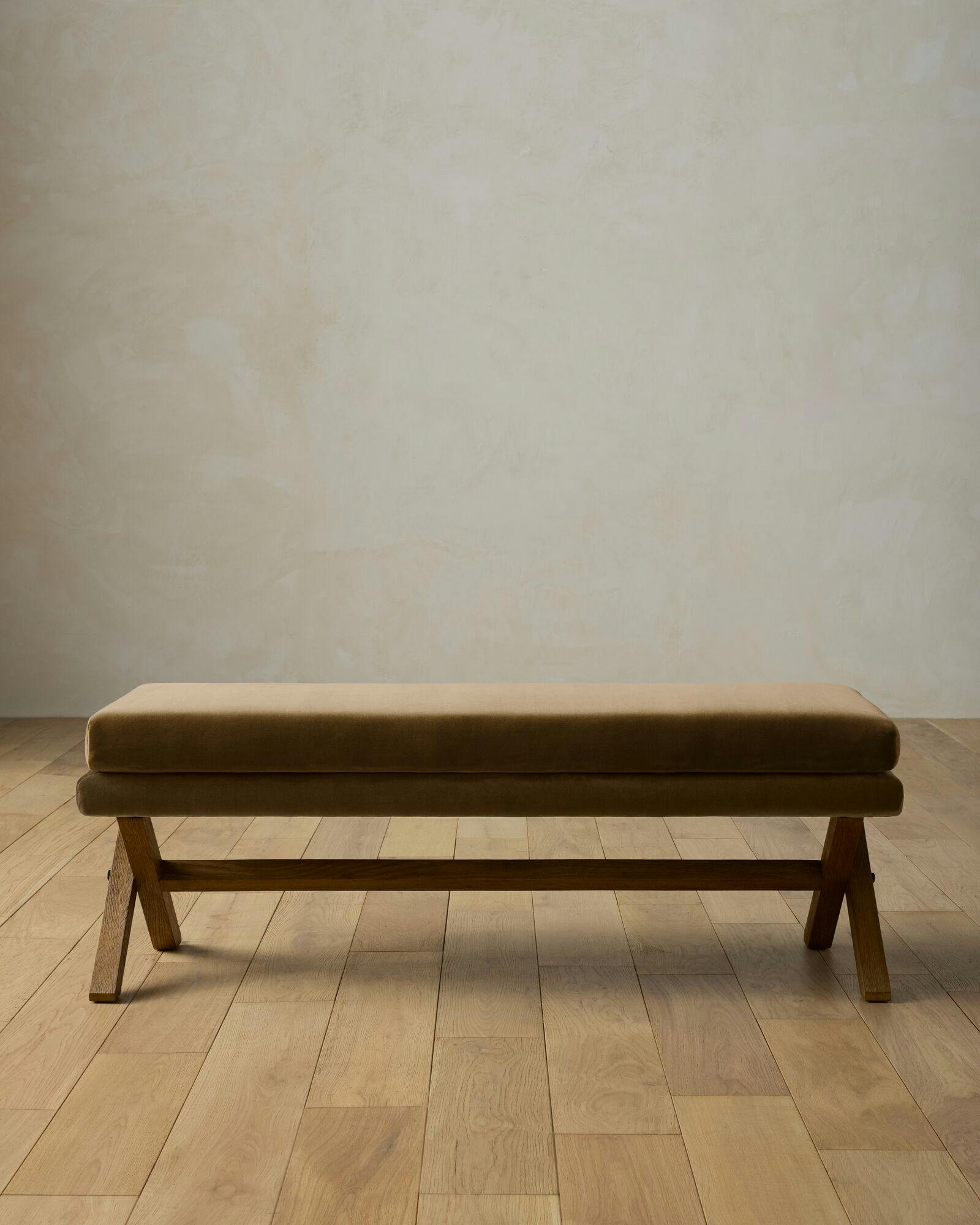 Nellie Bench | Joon Loloi