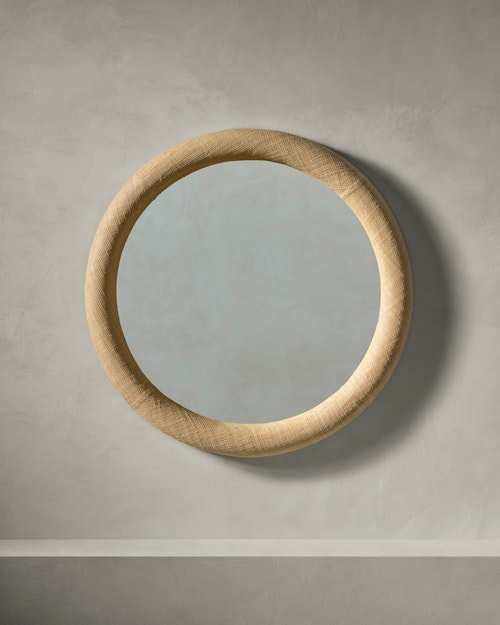 Niesa Round Wall Mirror
