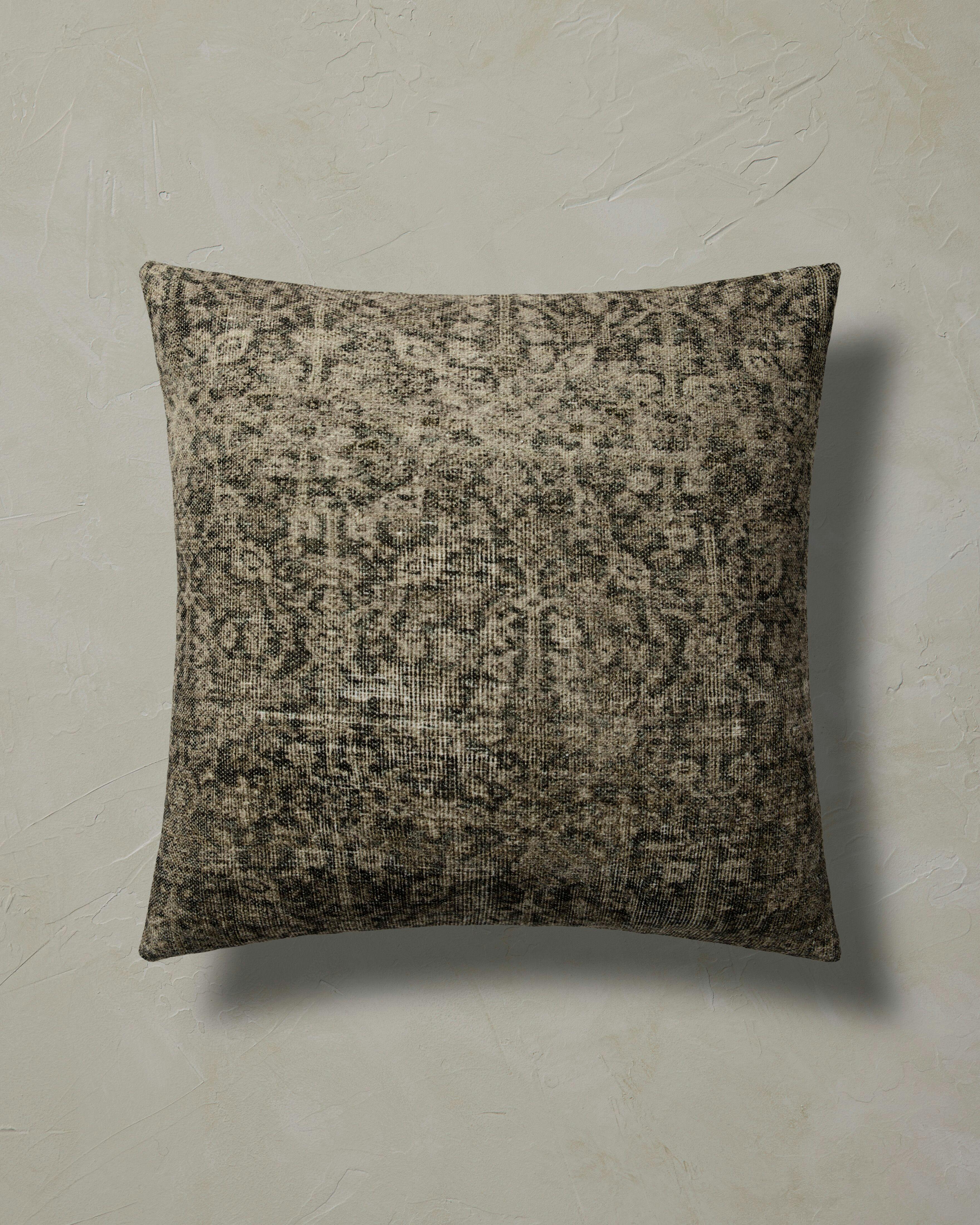 Noah Pillow | Joon Loloi