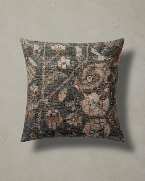 Anara Pillow